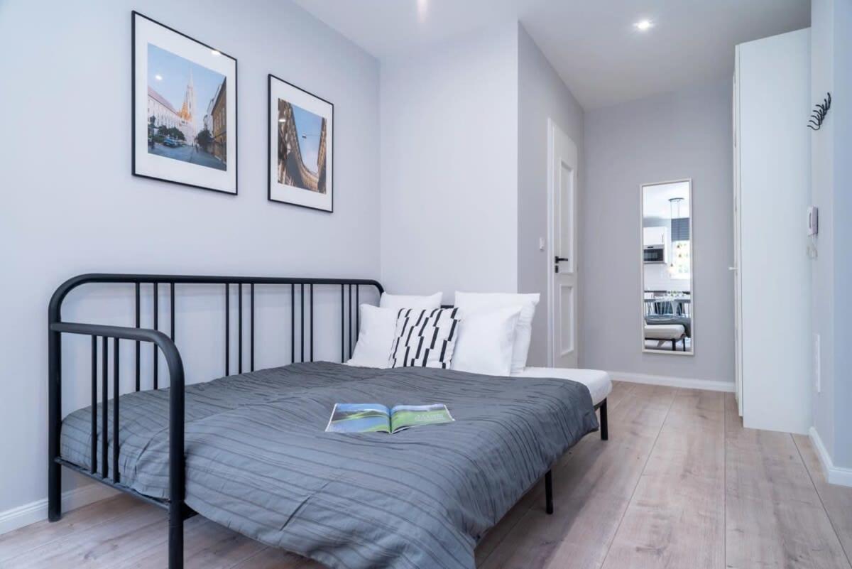 Super Central New Apartment With Air Conditioning บูดาเปสต์ ภายนอก รูปภาพ